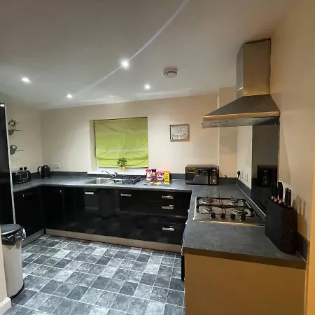 Apartment Pleasant Coach House With Garage Southmead *