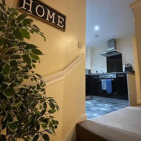 Apartment Pleasant Coach House With Garage Southmead Bristol