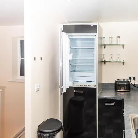 Apartment Pleasant Coach House With Garage Southmead Bristol